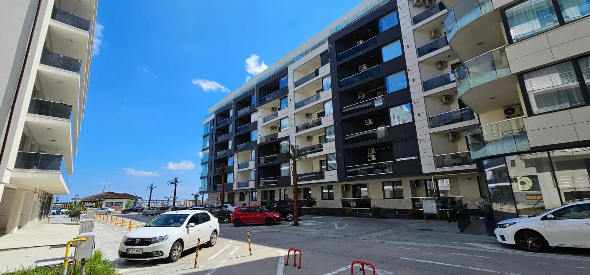 Luxury Aparthotel Promenada In Building Stefan Prima Linie La Mare Năvodari Buitenkant foto